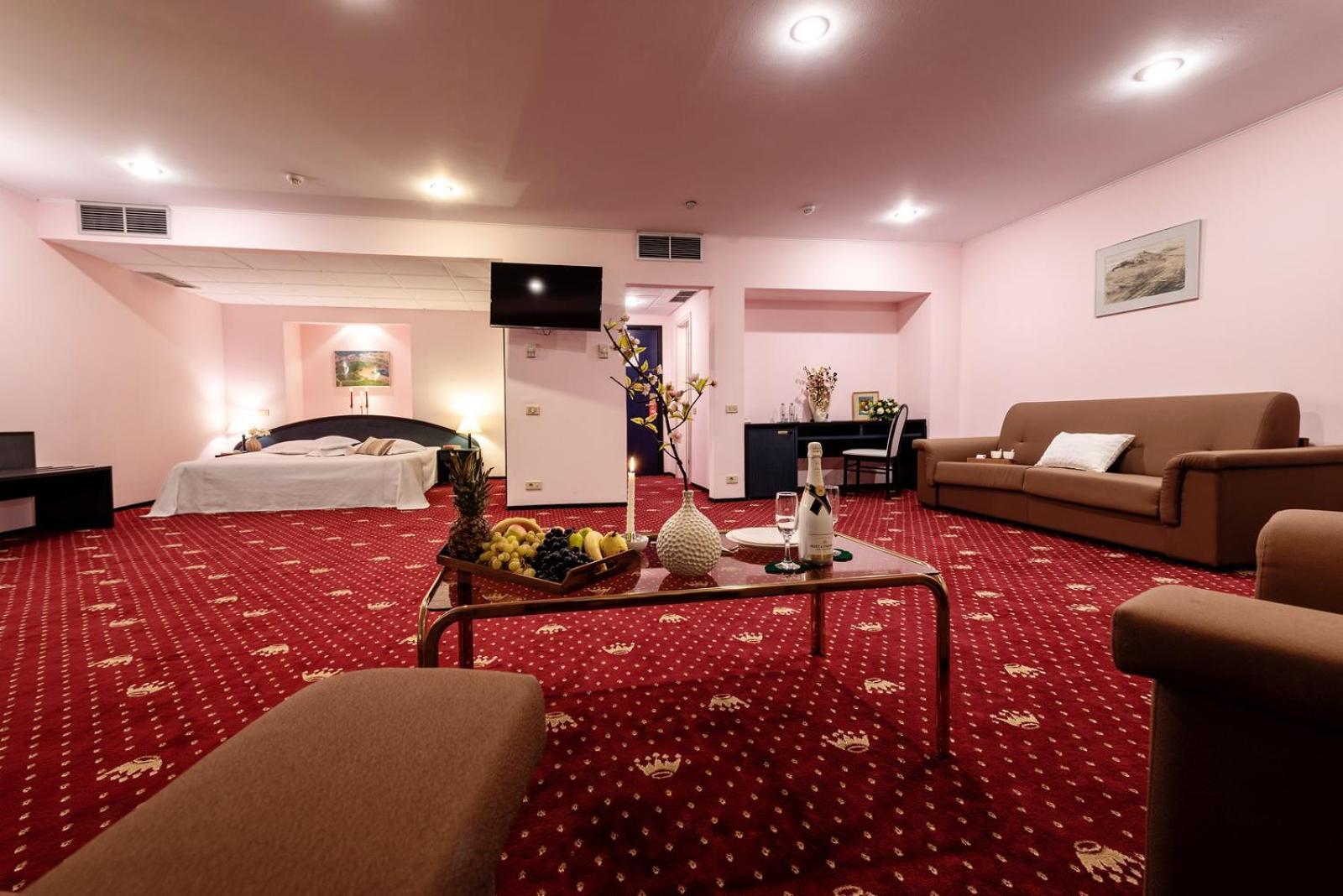 Hotel Mara Sinaia Exteriér fotografie